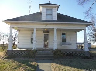 117 North Broadway, Hoffman, IL 62250