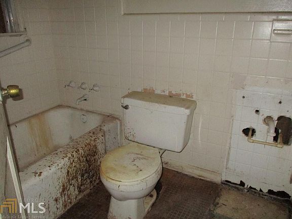 5th image of 4135 Brenda Dr