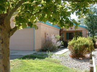 884 Rebecca Loop NE, Rio Rancho, NM 87144