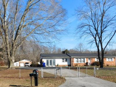 9895 Hope Acres Rd, White Plains, MD, 20695