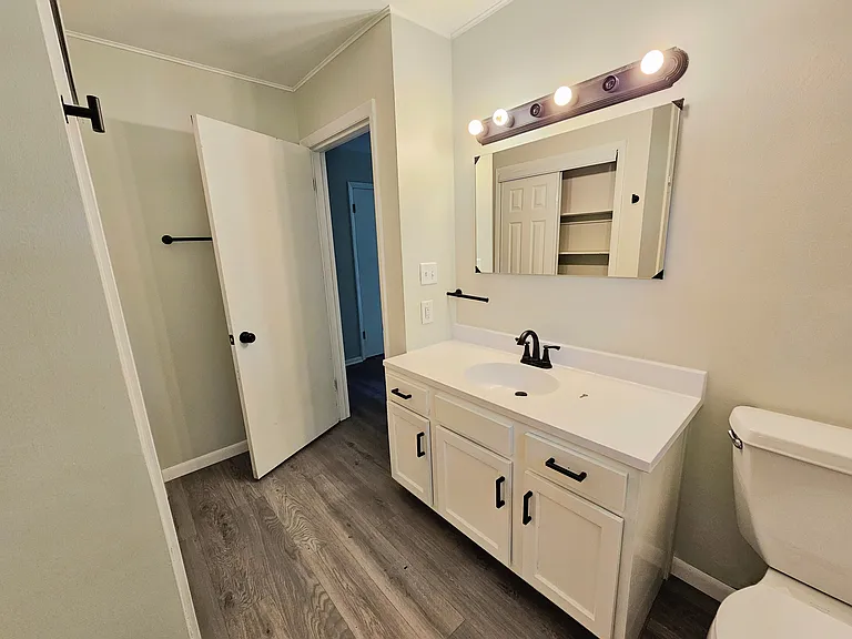 6905 Bradford Dr — Photo 7