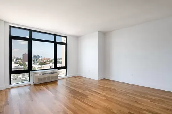 Rented by Monarch Realty Group | media 14