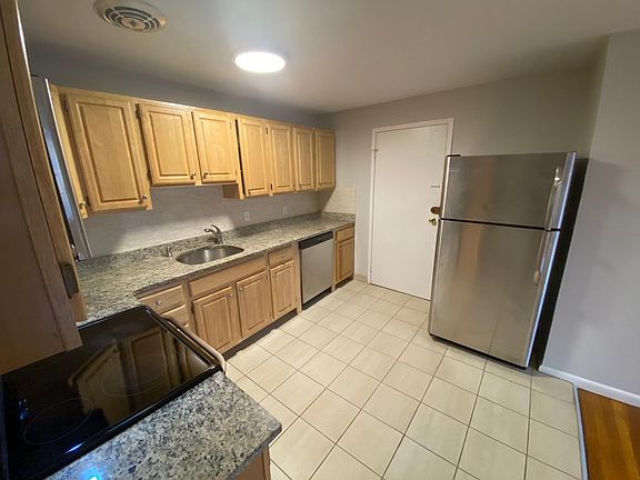 2nd image of 110A Babcock St #42