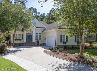 104 Cardinal Woods Ln, Wallace, NC 28466