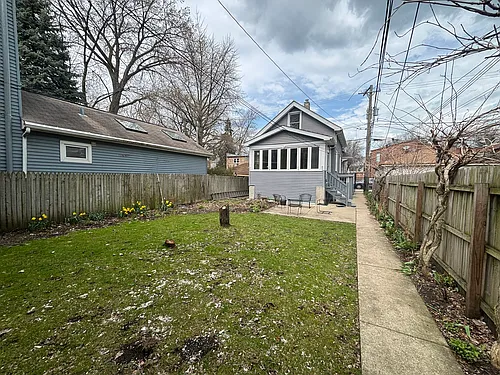 1812 W Estes Ave #2 Photo 1