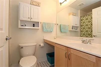 231 N Thomas St — Photo 16