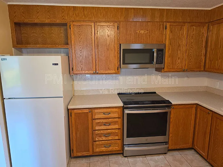 15 Ginell Cir — Photo 16