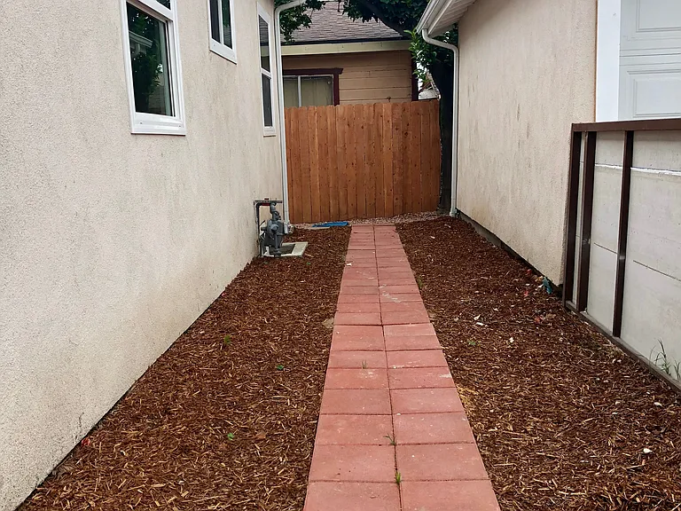 2508 E Inez St #2508 — Photo 10