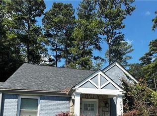 2097 Holly Hill Dr, Decatur, GA 30032