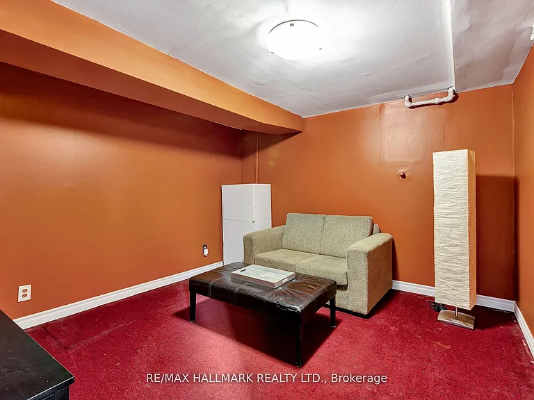 90 Santamonica Blvd #BASEMENT — Photo 8