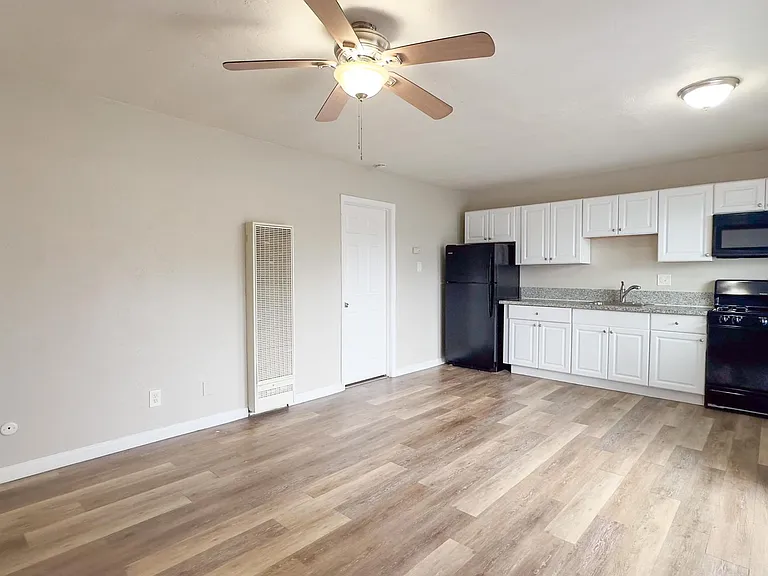 The Dalton Apartments — Photo 21