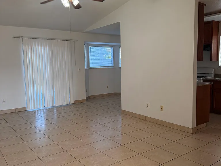 7639 Pekoe Way — Photo 2