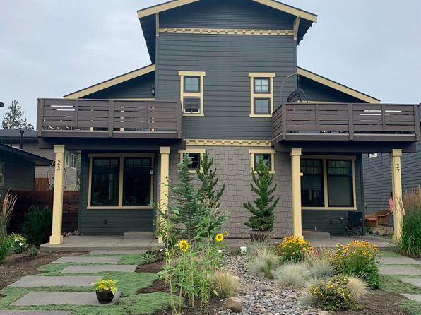 23 SW Taft Ave