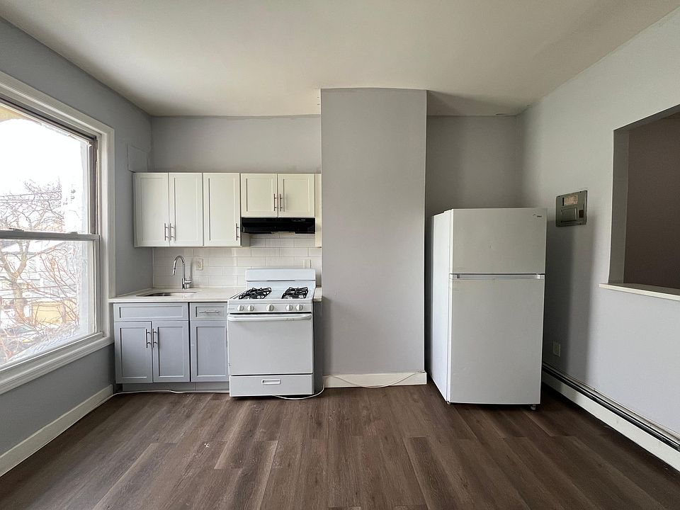 1st image of 115 Ocean Ave #39E
