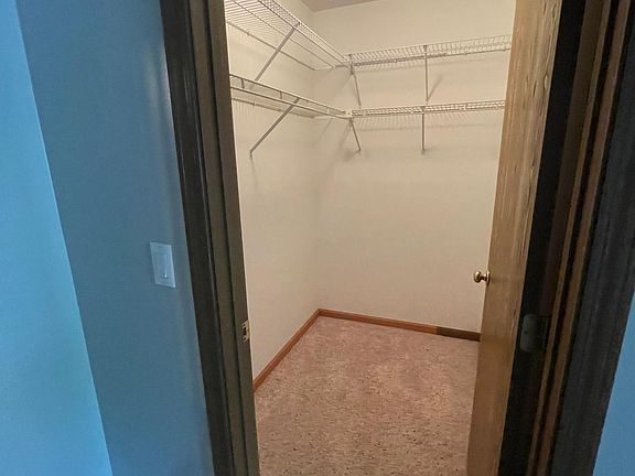 3rd image of 225 Charleston Ct