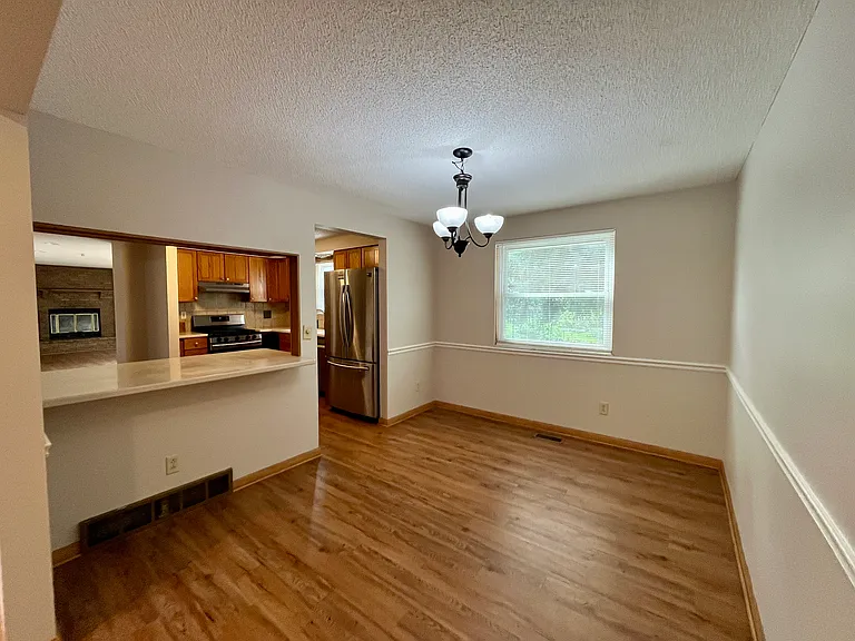 2775 Amana Ct — Photo 5