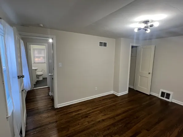 8233 Manor St Unit 2, Detroit, MI 48204