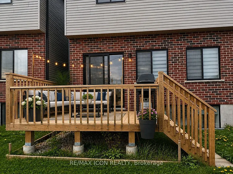 403 Woolwich St — Photo 21