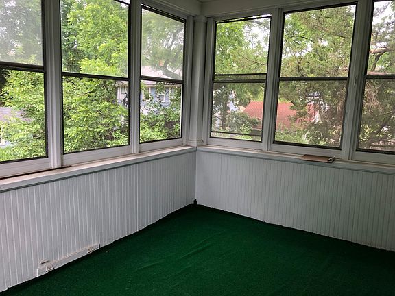 5th image of 20 W Rock Ave #1