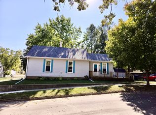 709 E Jackson St, Bloomington, IL 61701