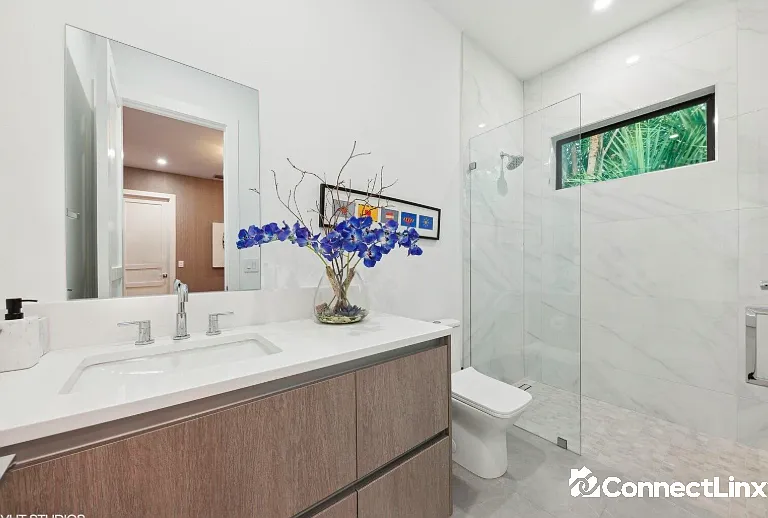 8533 Native Dancer Rd N — Photo 2