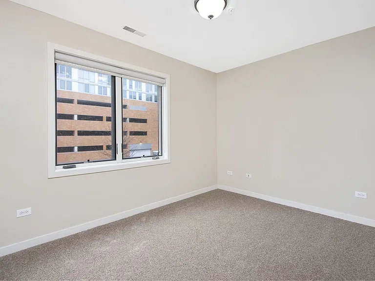 Oak Park Place — Photo 15