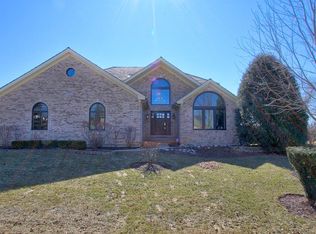 9313 Loch Glen Ct, Crystal Lake, IL 60014