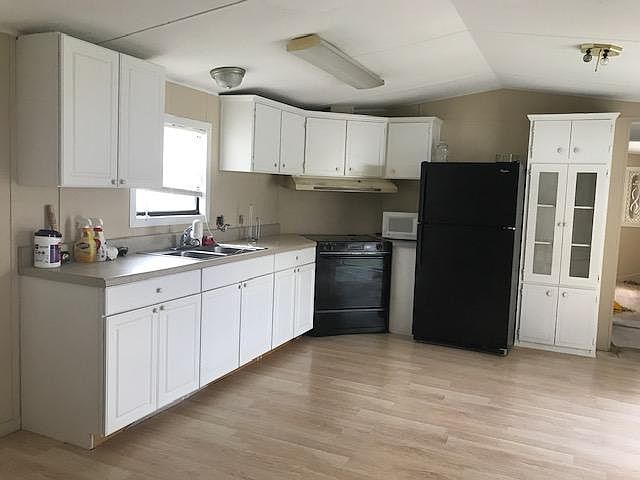 2nd image of 9328 Paradise Dr