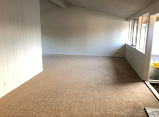2902 Angler Ln, Los Alamitos, CA 90720