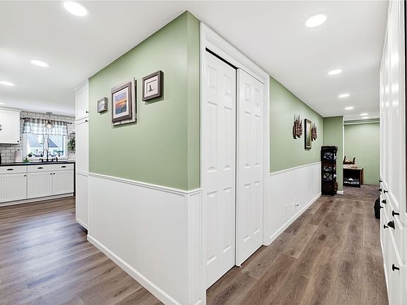 5th image of 22 Riverview Hts