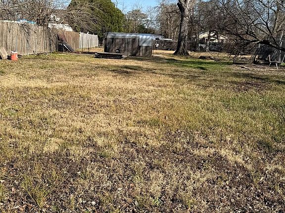 2nd image of 0 Lavender St