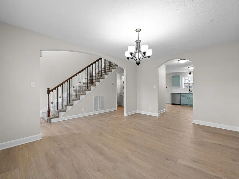 1282 Eagles View Dr — Photo 7