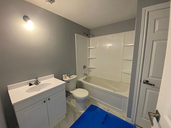 3rd image of 928 Portsmouth Ave #1433137