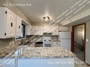 601 N Garfield Ave, Sioux Falls, SD 57104