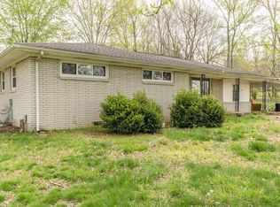 1776 New Dry Hollow Rd, Vanleer, TN 37181