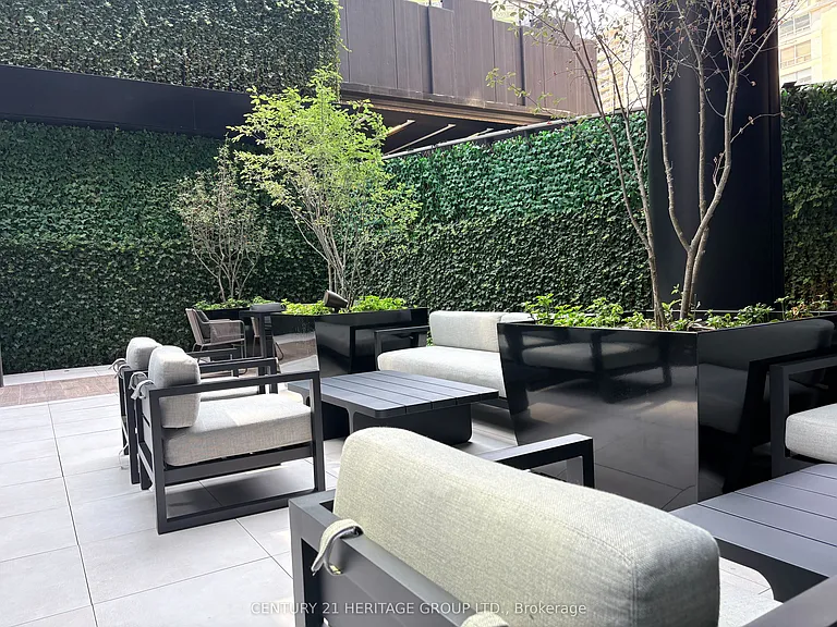 120 Broadway Ave N #1706 — Photo 3