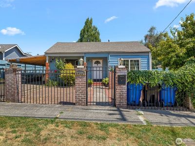 9344 52nd Avenue S, Seattle, WA, 98118