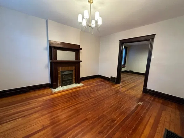 4324 Juniata St Floor 1, Saint Louis, MO 63116