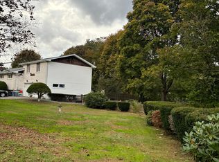 14 Zito Dr, Saugus, MA 01906