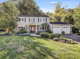 14 Knox Ln, Manalapan, NJ 07726