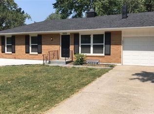11314 Thompson St, Independence, MO 64054