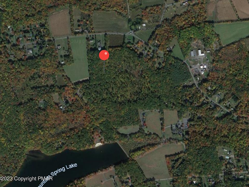 2nd image of 45022 Mountain Rd
