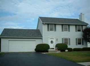 516 Nottingham Pl, Findlay, OH 45840