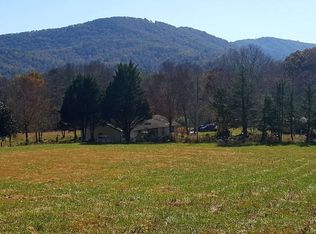 185 NW Candlewood Ln, Blue Ridge, GA 30513