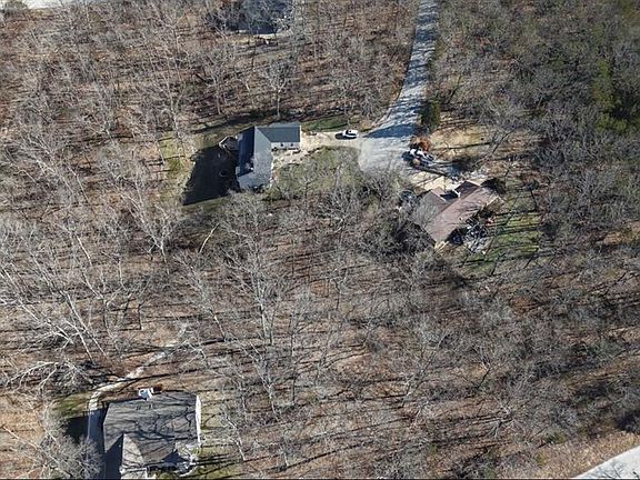 3rd image of 35 Stonewall Dr