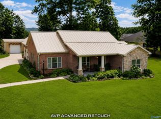3526 S Chapel Hill Rd SW, Decatur, AL 35603