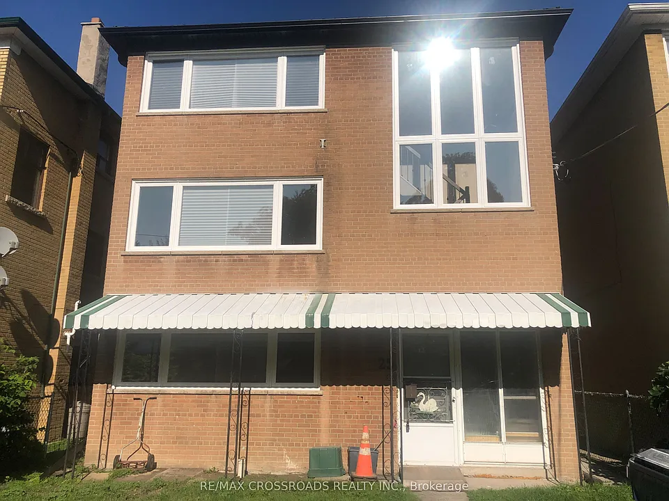 25 Glenside Ave #2