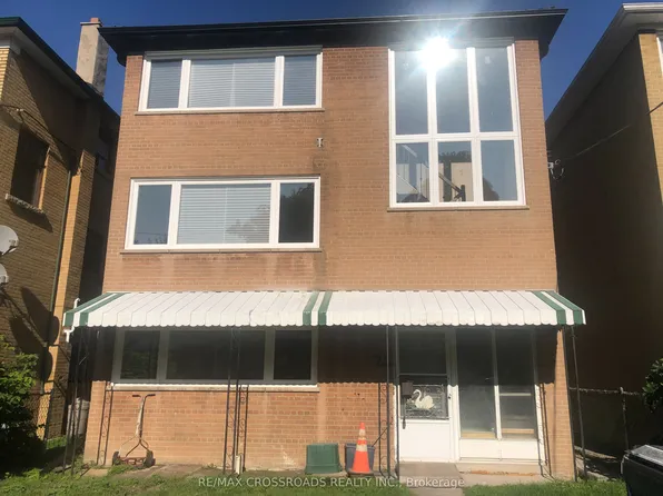 25 Glenside Ave #2, Toronto, ON M4L 2T6