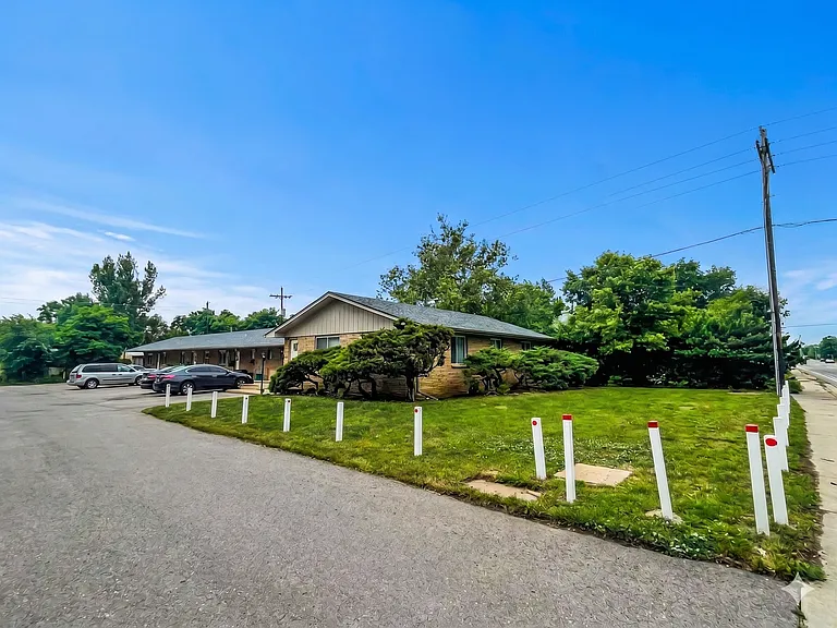 208 W Baseline Rd — Photo 19
