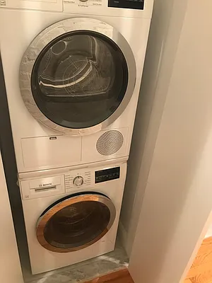 Rented by PMG Real Estate  | media 27